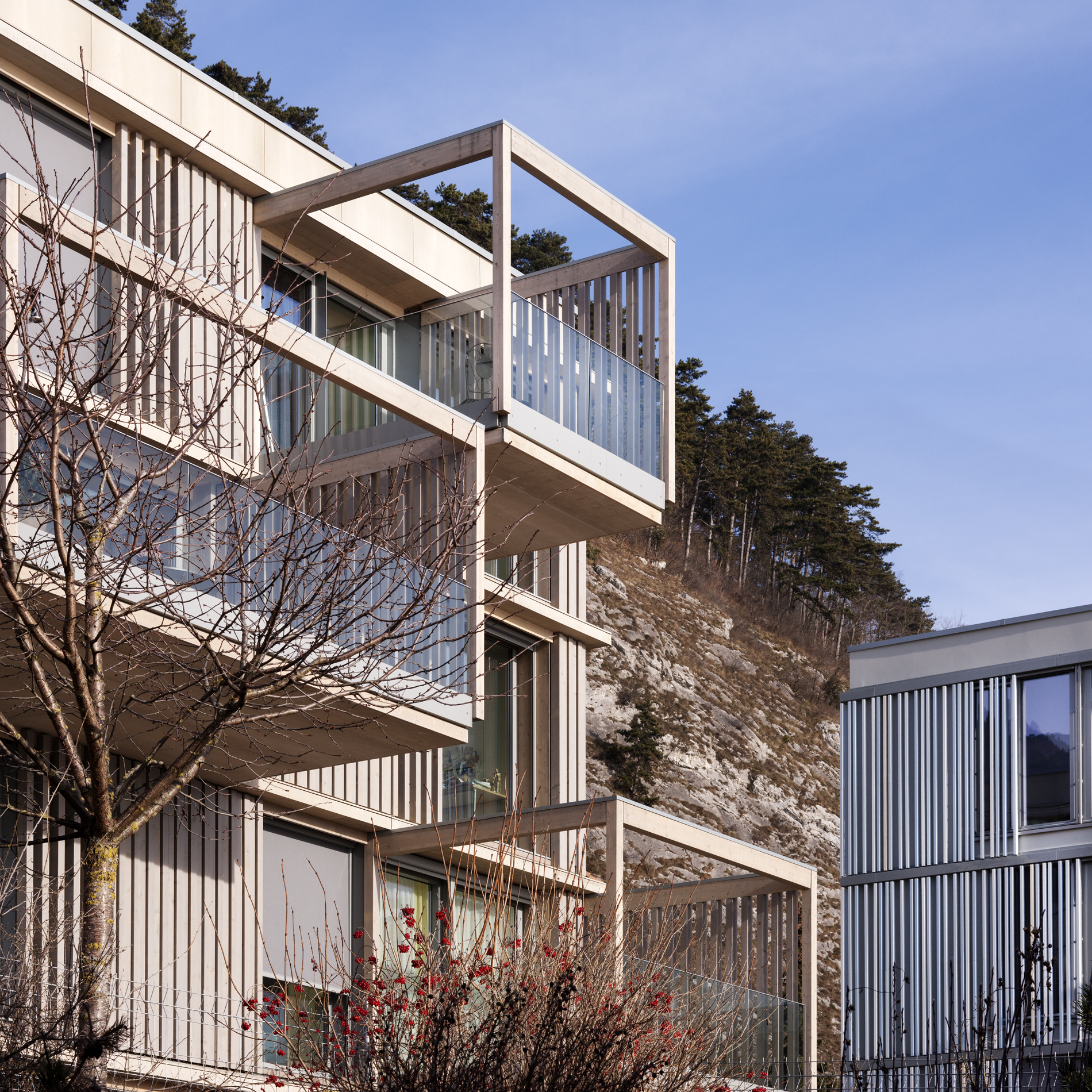 : Neubau zwei Mehrfamilienhäuser am See, Biel, bauzeit architekten