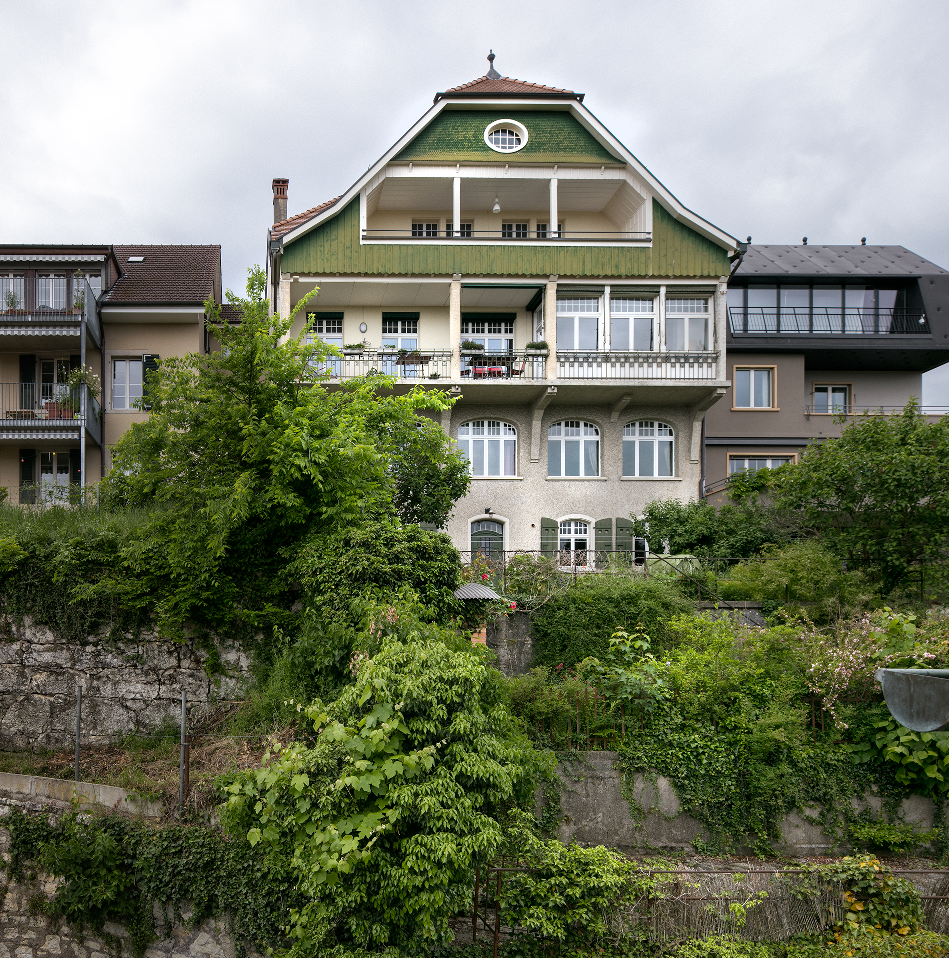 : Umbau und Sanierung Wohnhaus Schützengasse, Biel, bauzeit architekten